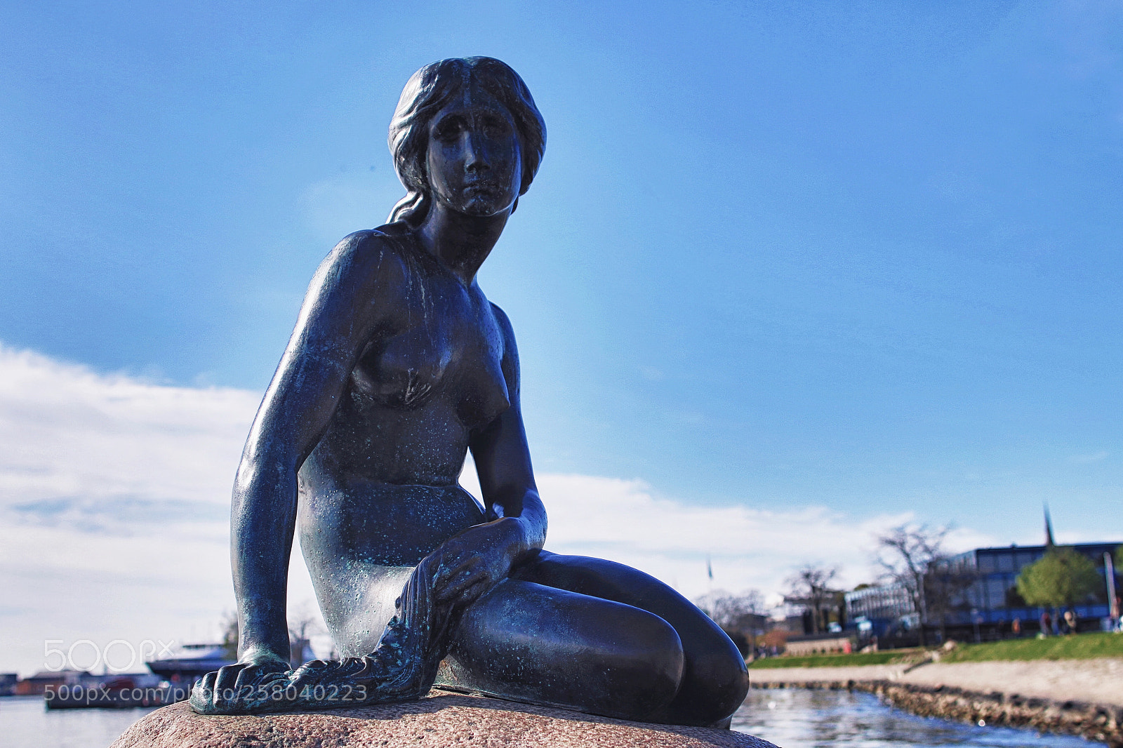 Canon EOS 7D Mark II sample photo. Img photography