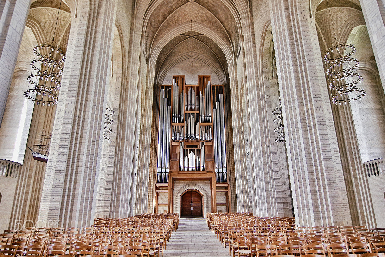 Canon EOS 7D Mark II sample photo. Grundtvig's church photography