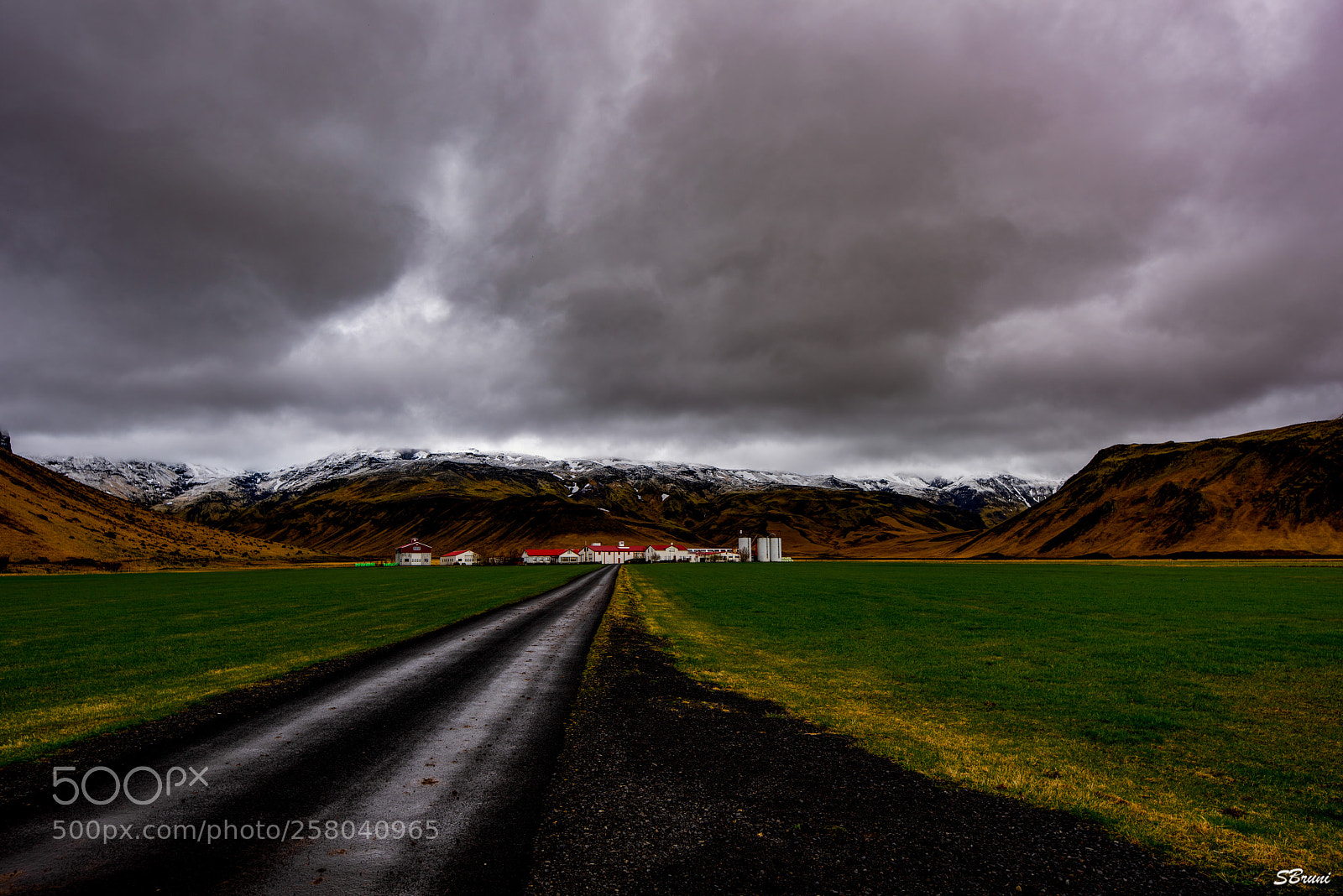 Nikon D810 sample photo. "Þorvaldseyri farm" photography