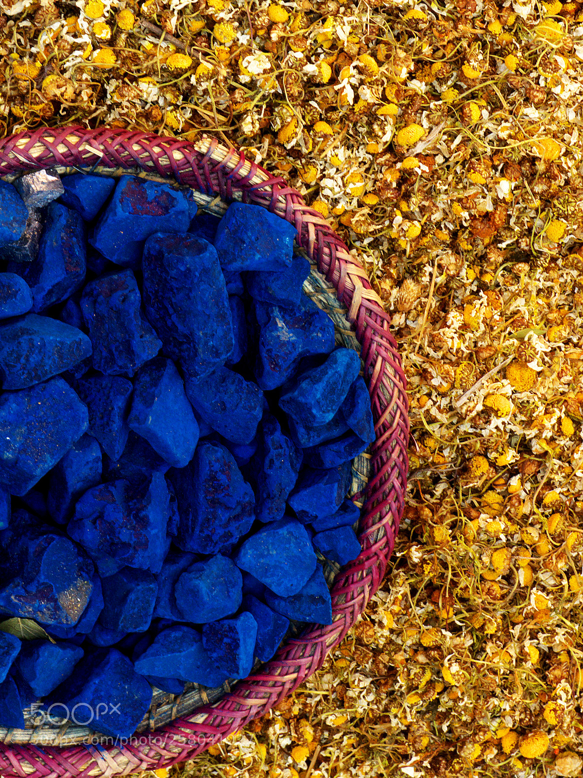 Panasonic Lumix DMC-FZ200 sample photo. Basket of indigo cakes photography