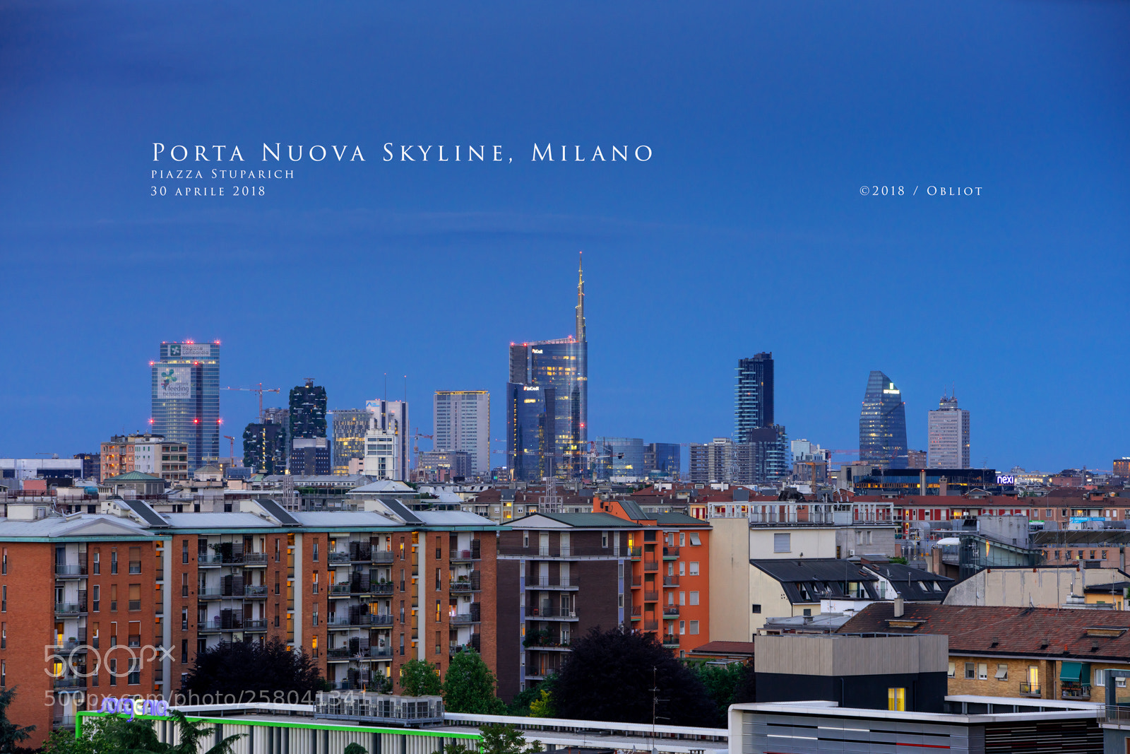 Sony a7R III sample photo. Porta nuova skyline, milano photography