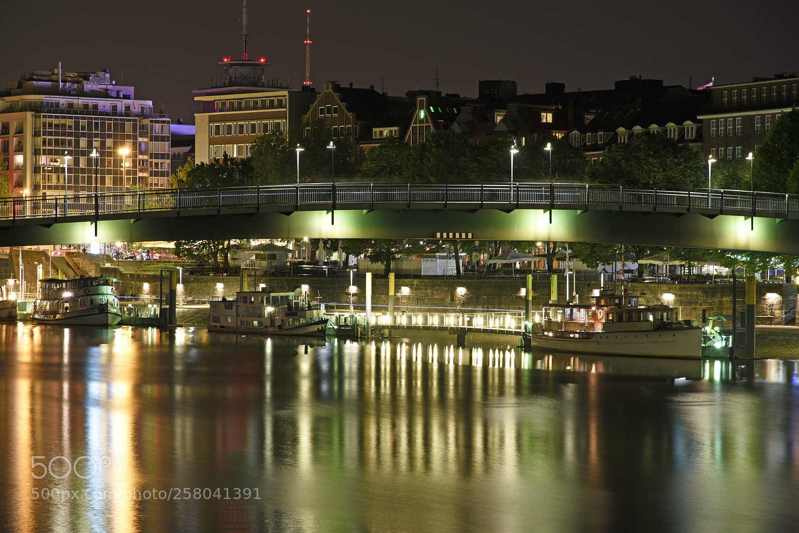 Nikon D750 sample photo. Night in bremen photography