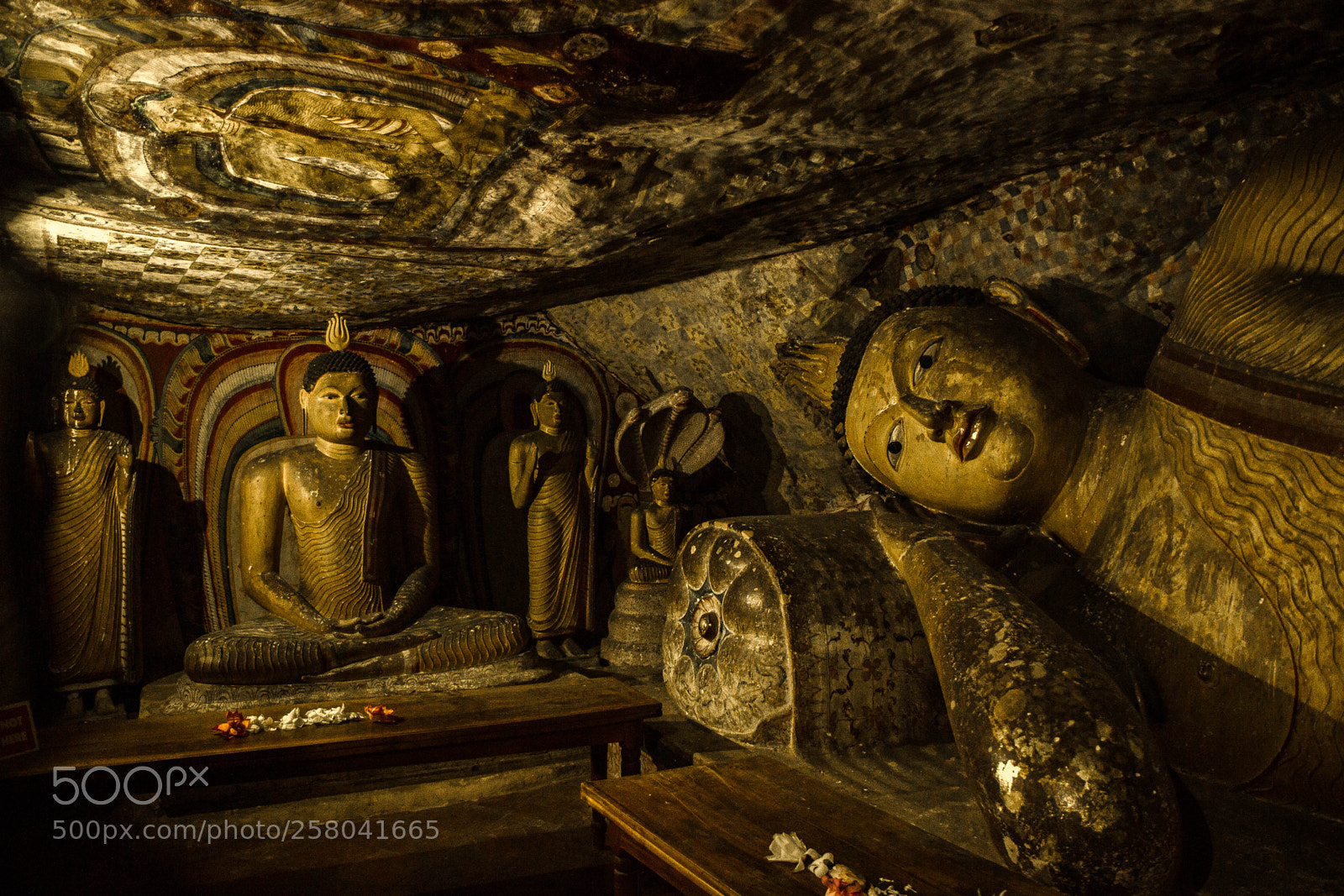 Canon EOS 600D (Rebel EOS T3i / EOS Kiss X5) sample photo. Dambulla cave temple photography