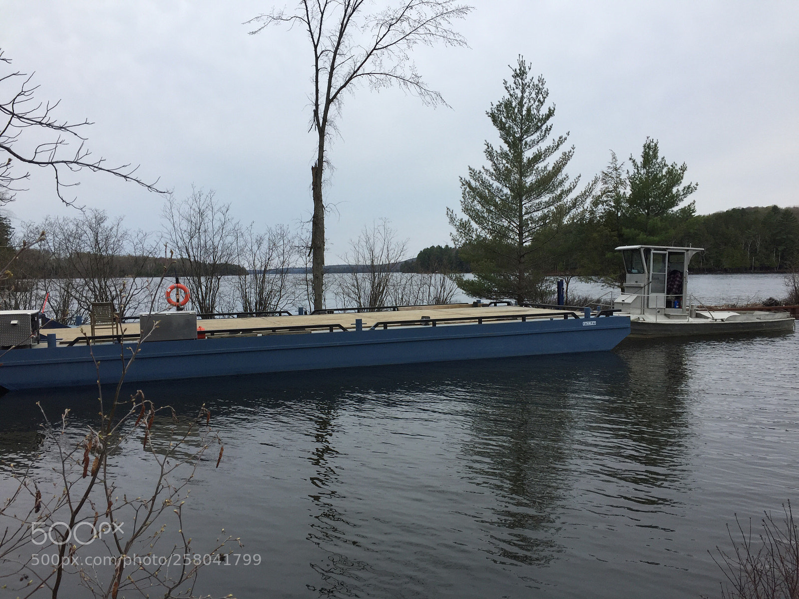 Apple iPhone 6 sample photo. Barge photography