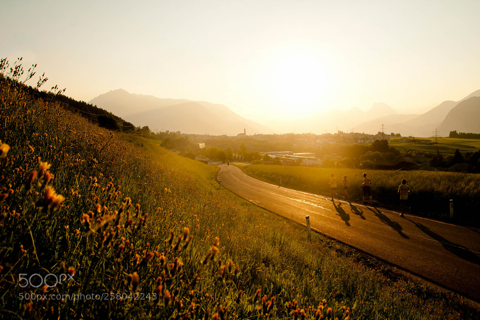 Canon EOS 40D sample photo. Running photography