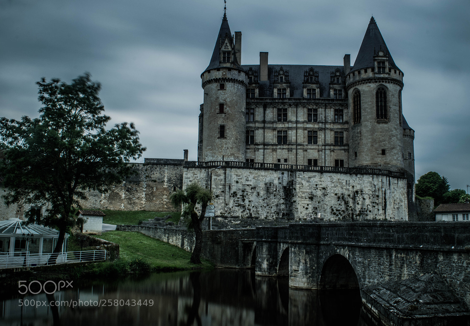 Nikon D5300 sample photo. La rochefoucauld photography