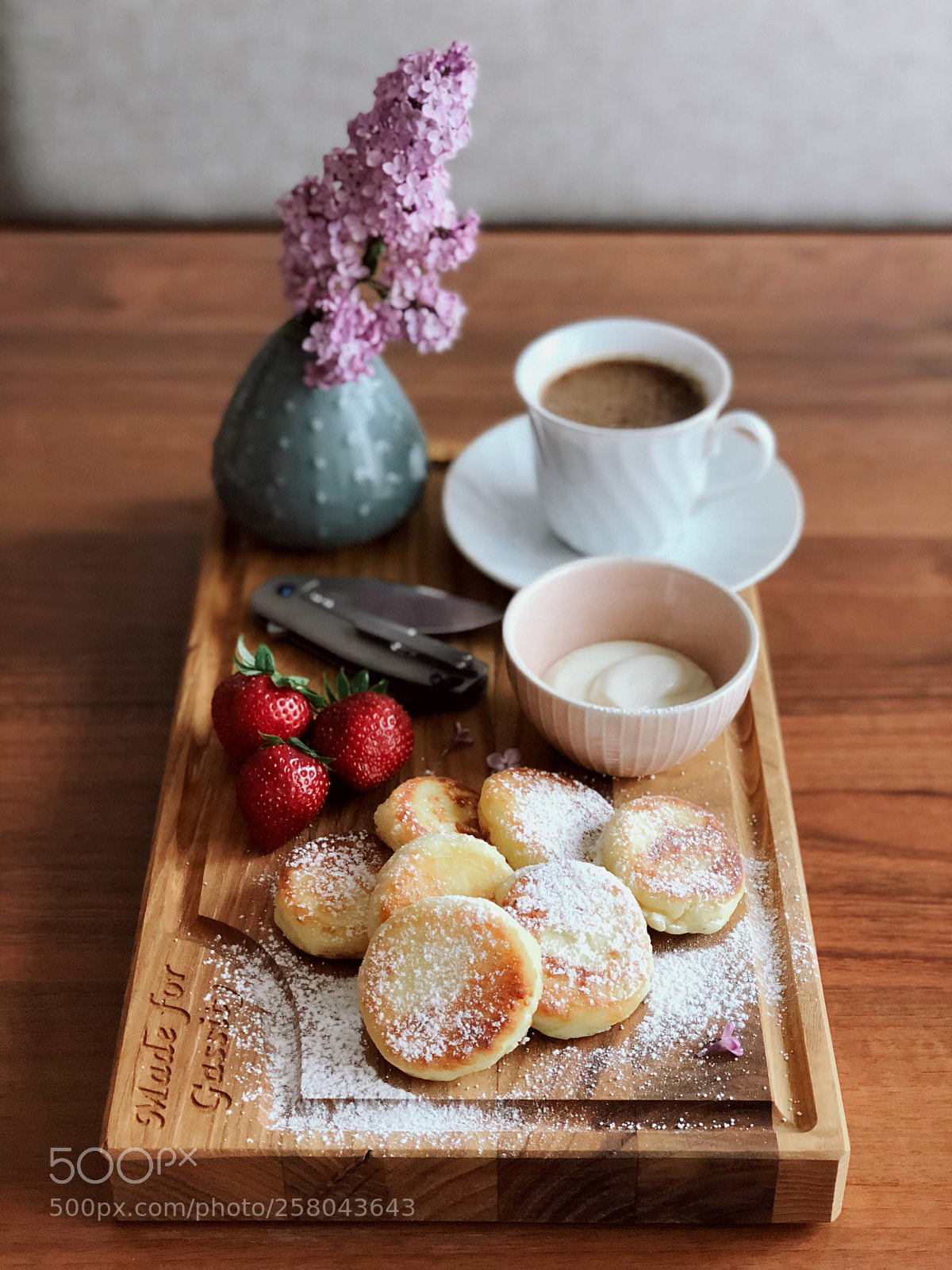 Apple iPhone 8 Plus sample photo. Breakfast photography