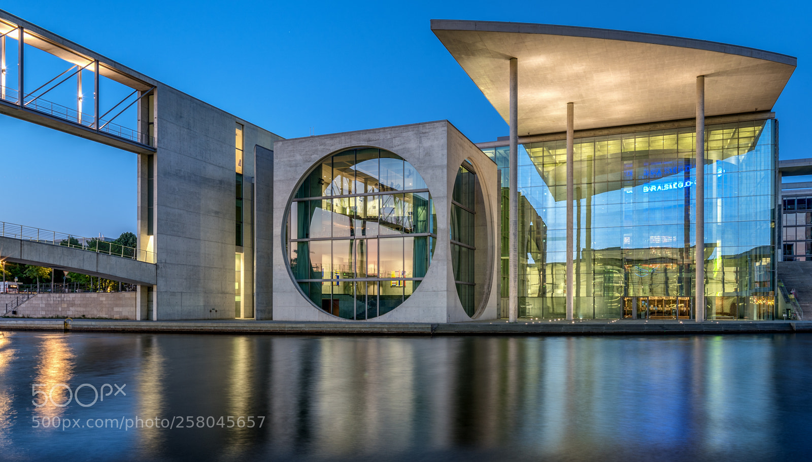 Sony a7R II sample photo. Marie-elisabeth-lüders-haus photography