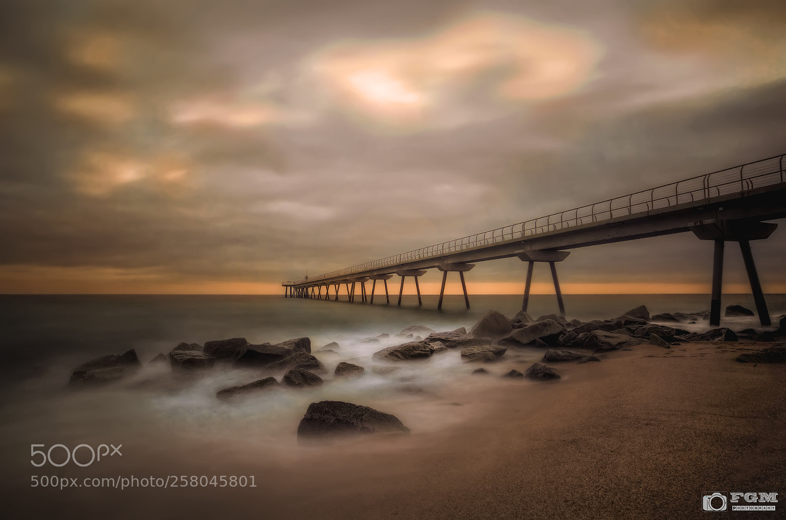 Nikon D3200 sample photo. Pont del petroli photography
