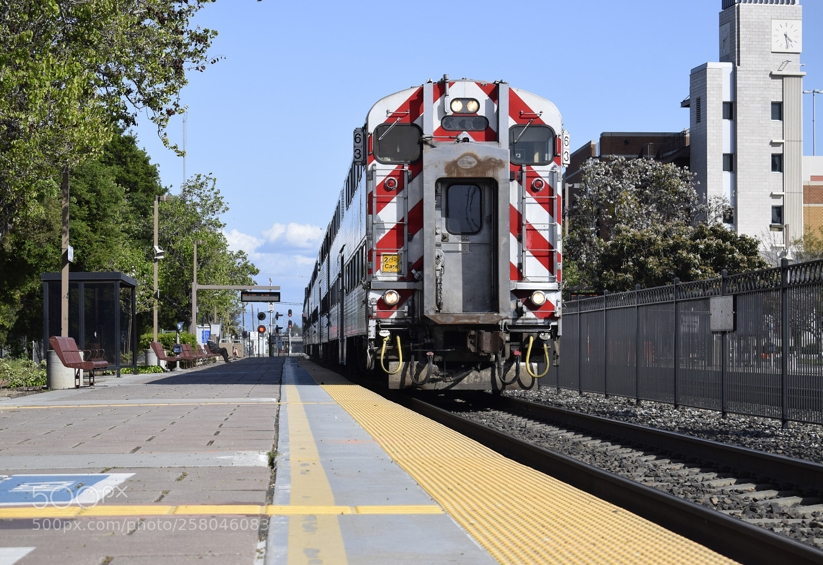 Nikon D5300 sample photo. Stationarrival2 photography