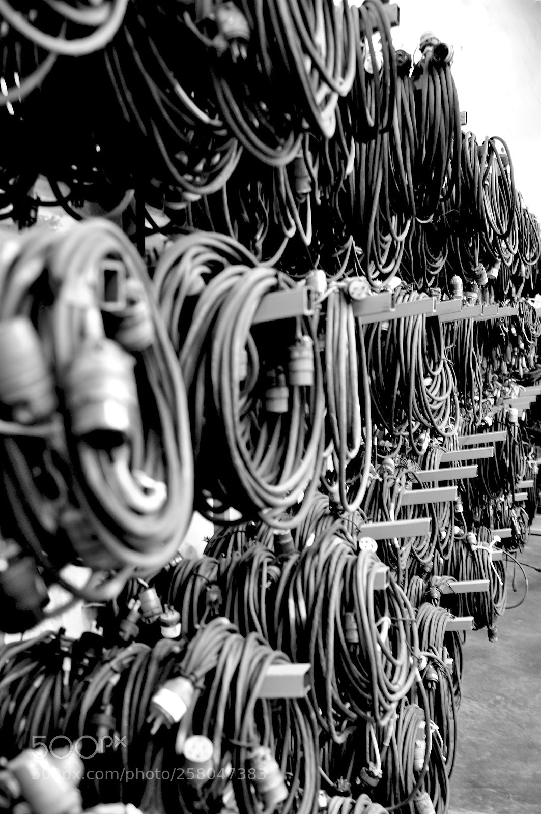 Nikon D90 sample photo. Cable display photography