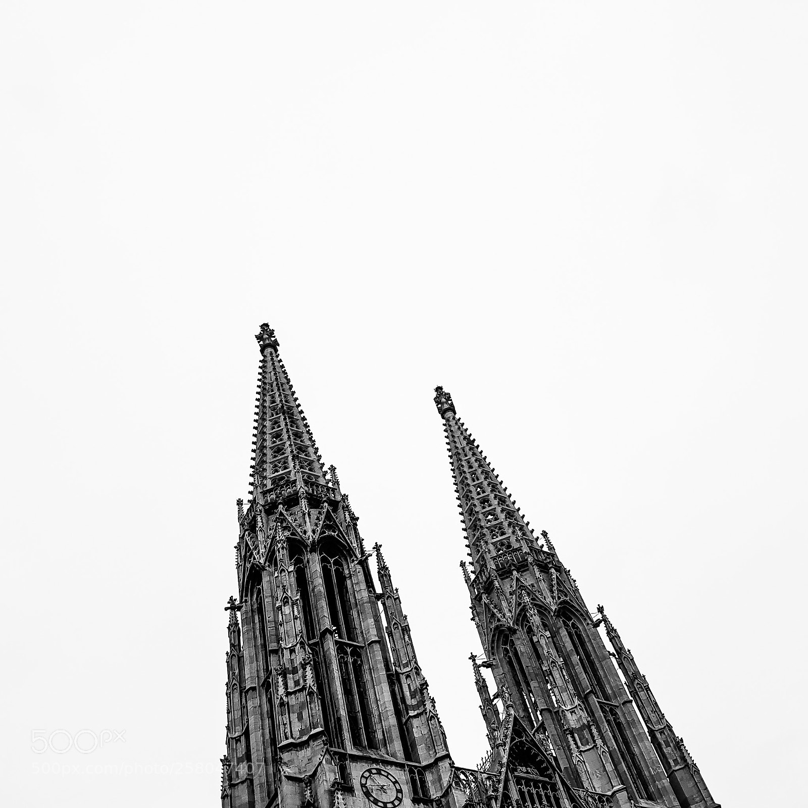 Samsung Galaxy S8 sample photo. Votive church top pic photography