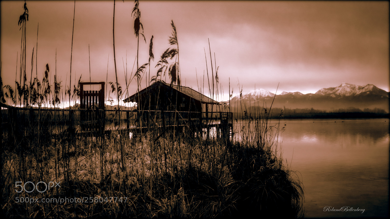 Sony a6000 sample photo. Hütte am see photography