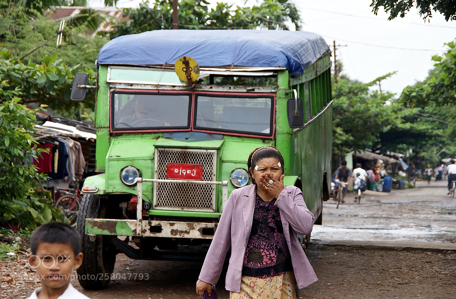 Sony Alpha DSLR-A300 sample photo. Burma road photography