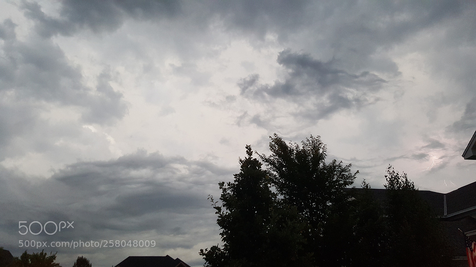 Samsung GALAXY S6 edge sample photo. Lightning photography