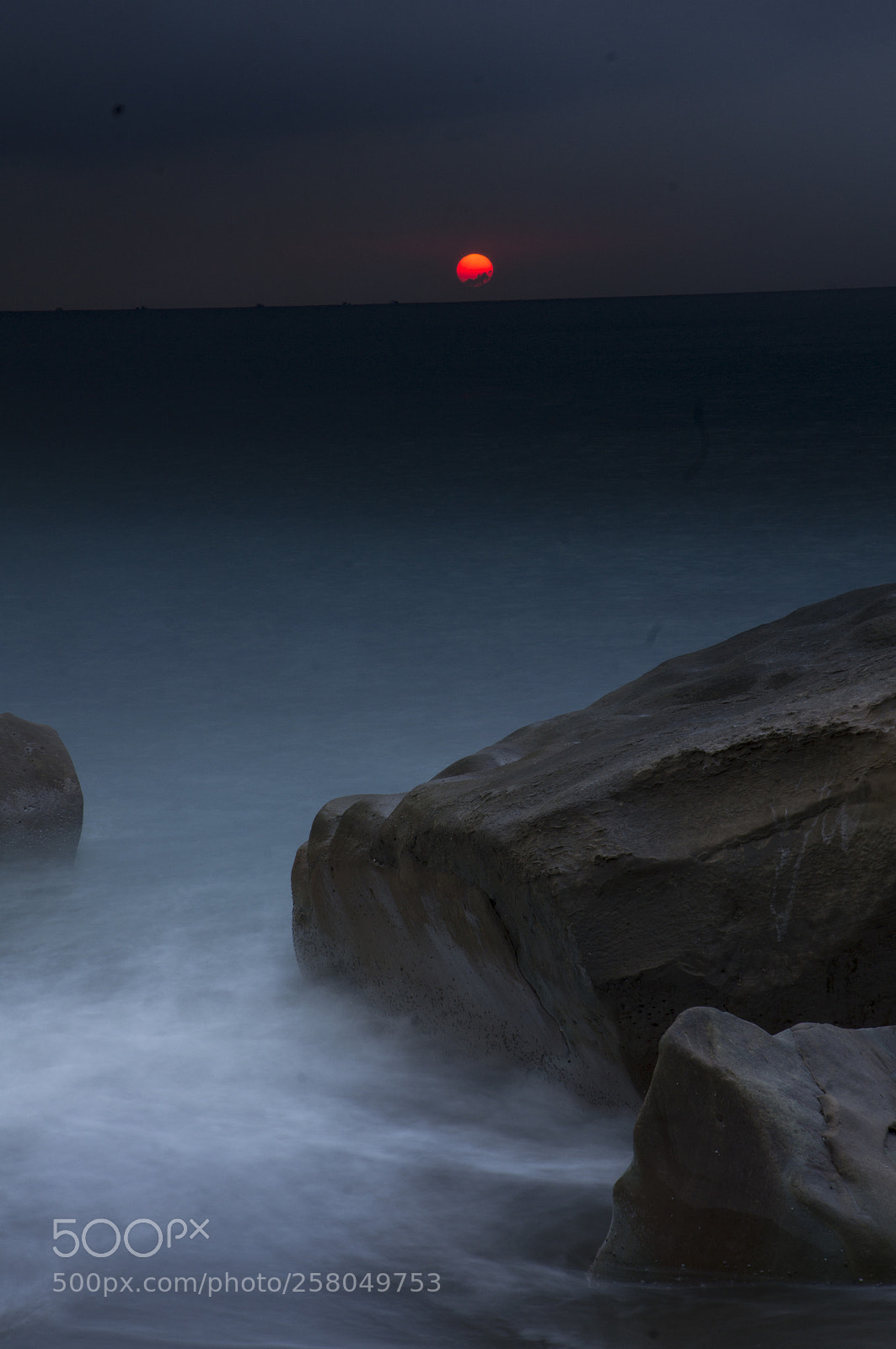 Sony SLT-A55 (SLT-A55V) sample photo. Beach sunset photography