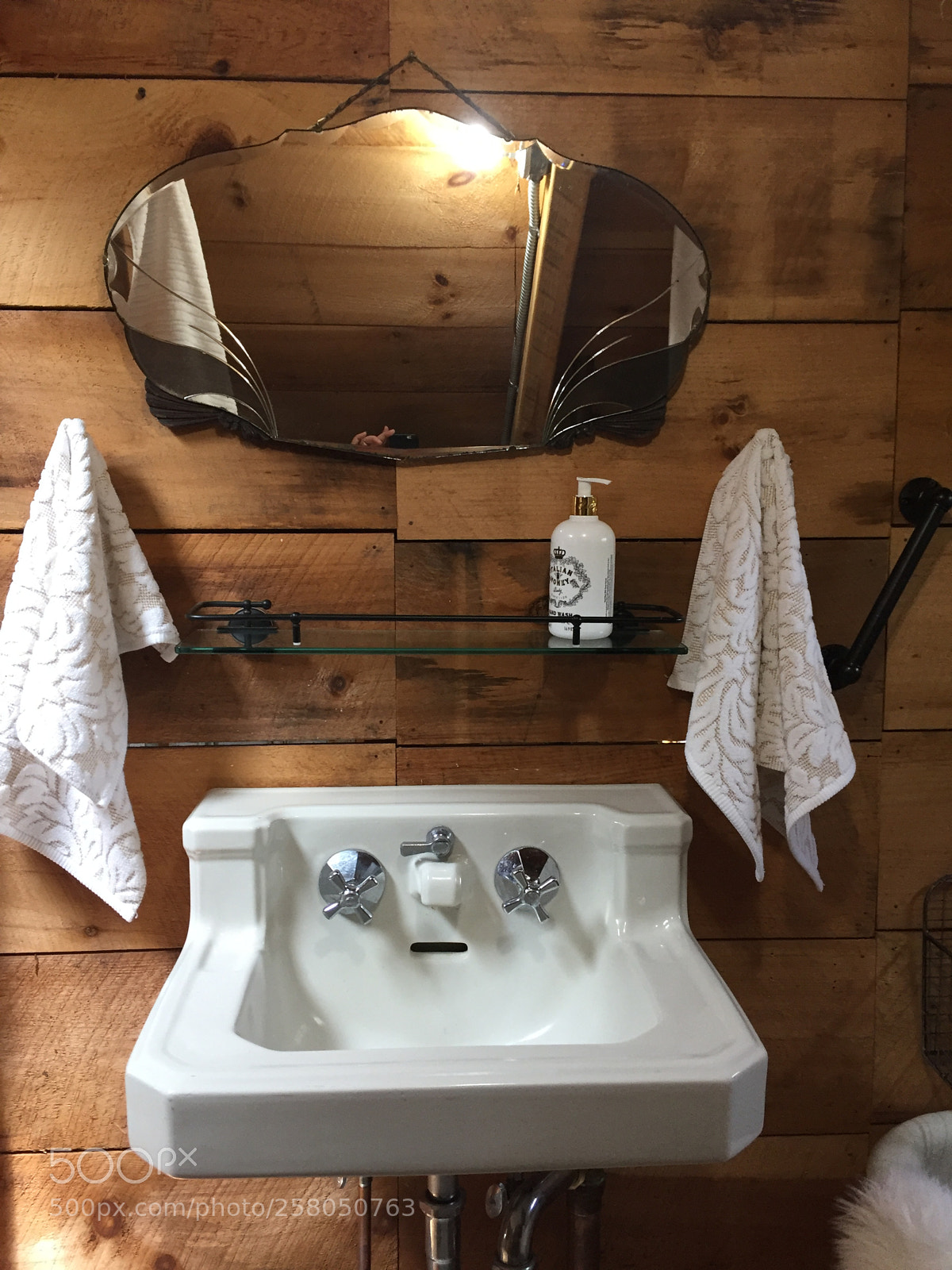 Apple iPhone 6 sample photo. Barn guest house photography