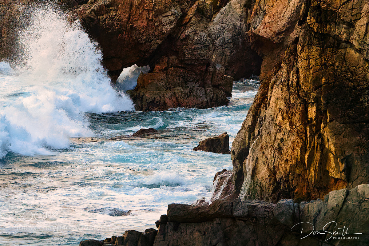Sony a7R III sample photo. Wave break and soberanes photography