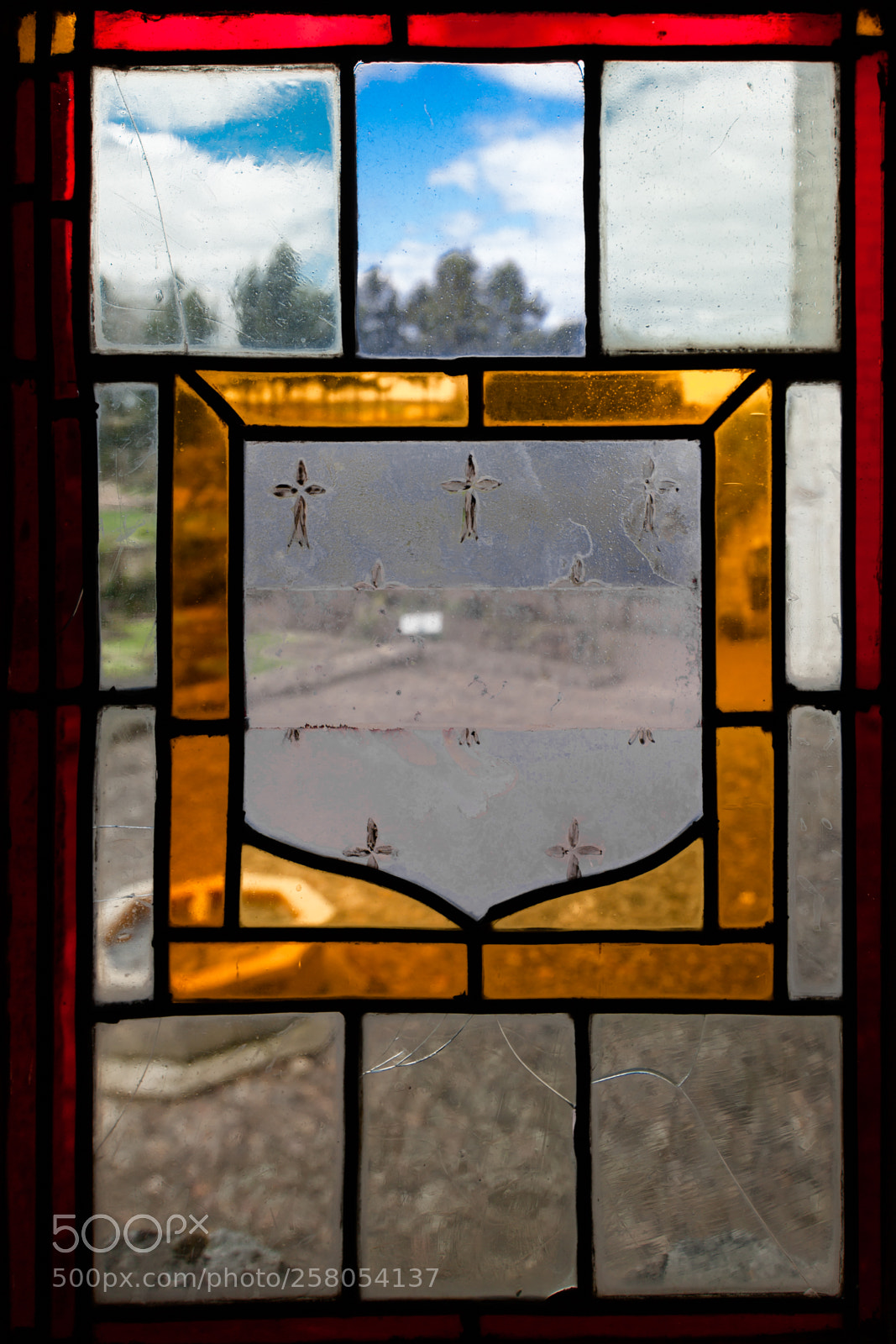 Canon EOS 5D Mark II sample photo. Colored window photography