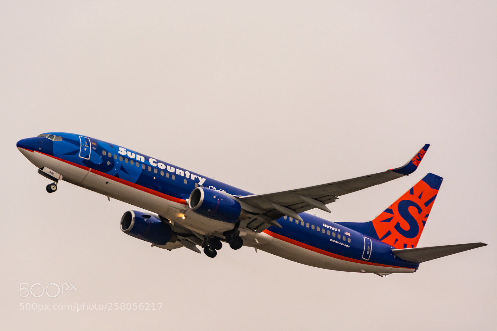 Nikon D7100 sample photo. Sun country airlines boeing photography