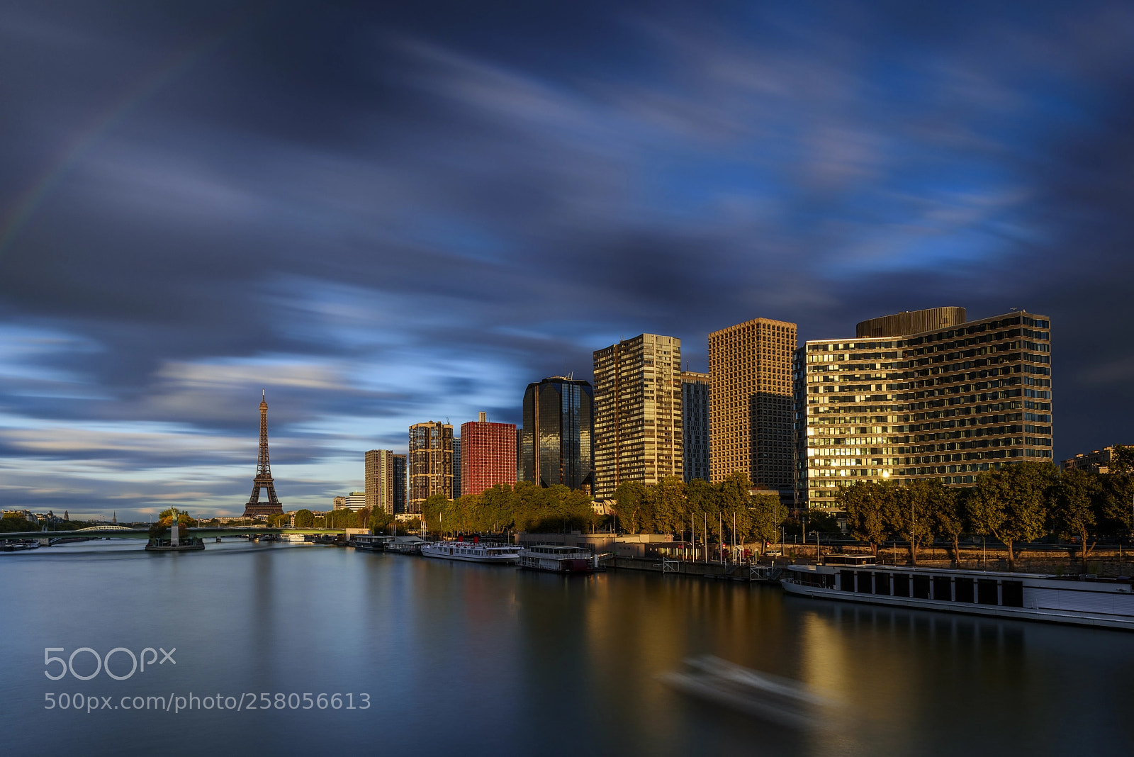 Nikon D810 sample photo. Setting sun over paris photography