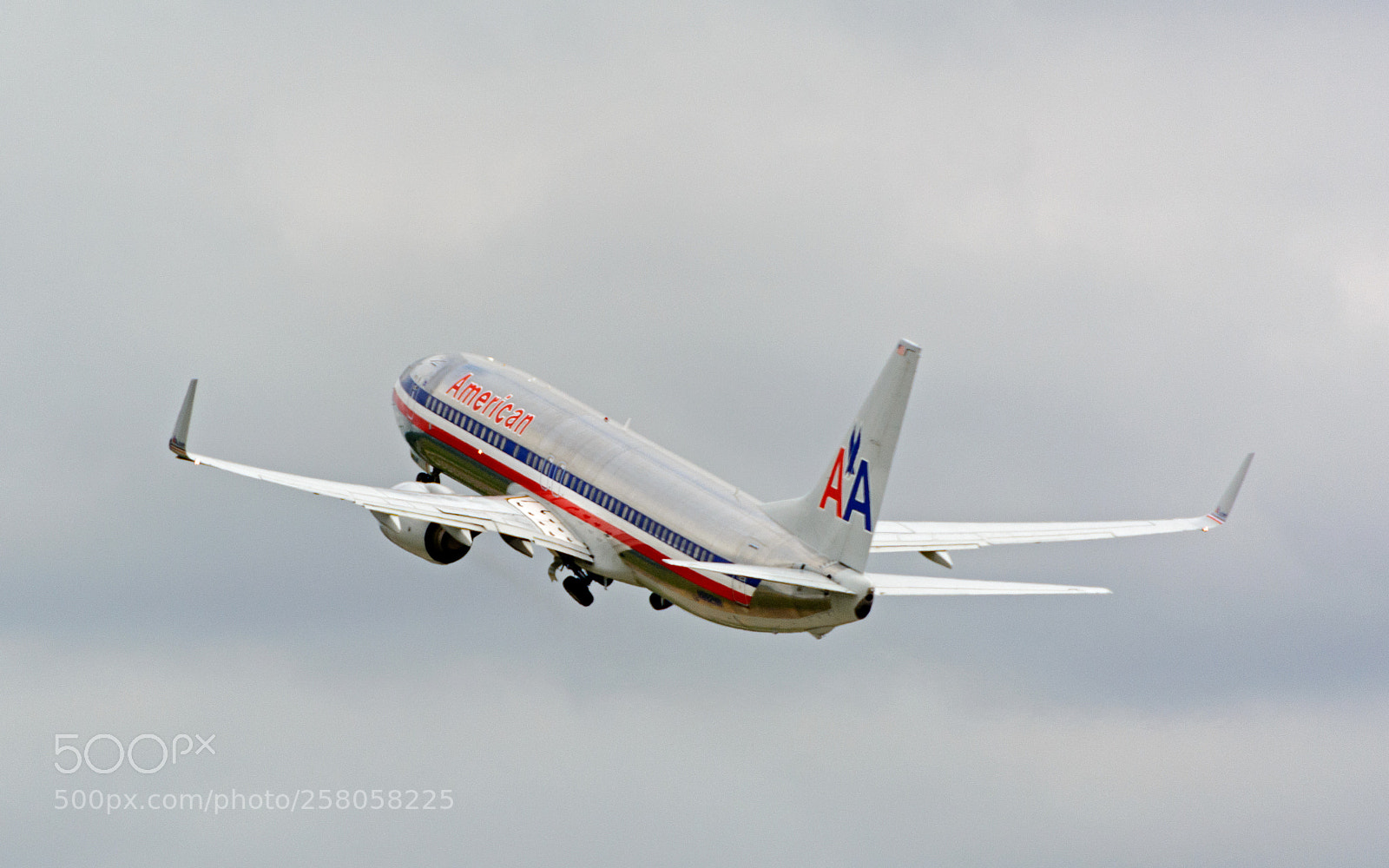 Nikon D7100 sample photo. American airlines boeing 737-823 photography