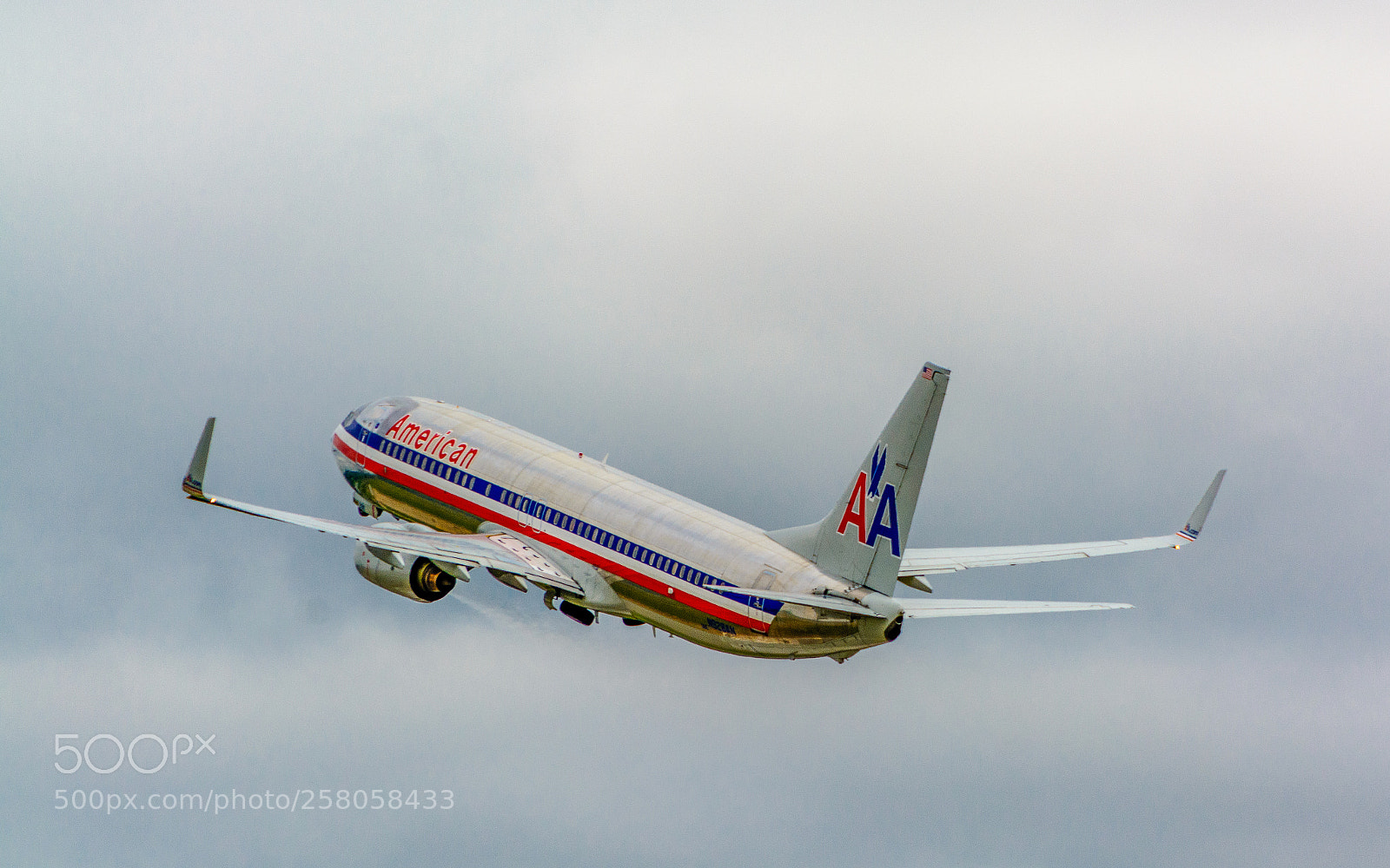 Nikon D7100 sample photo. American airlines boeing 737-823 photography