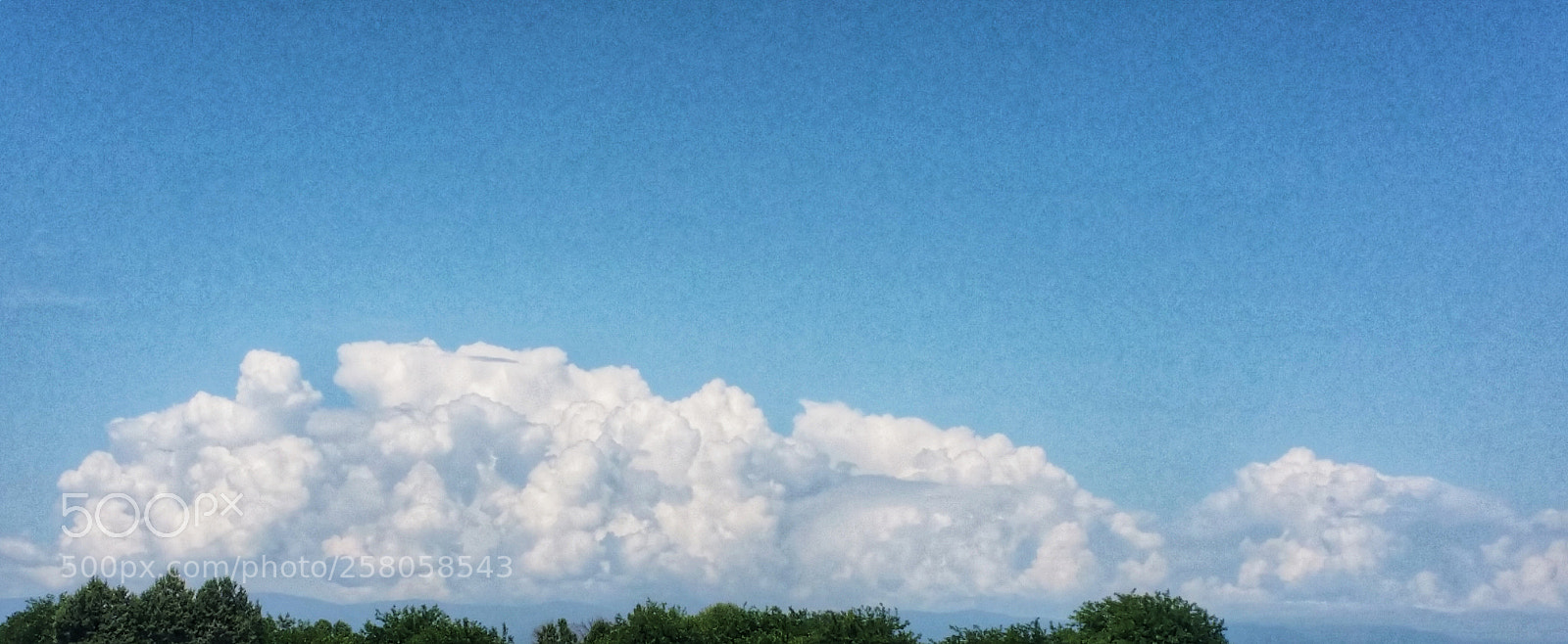 Samsung Galaxy Note4 sample photo. Pillow clouds photography