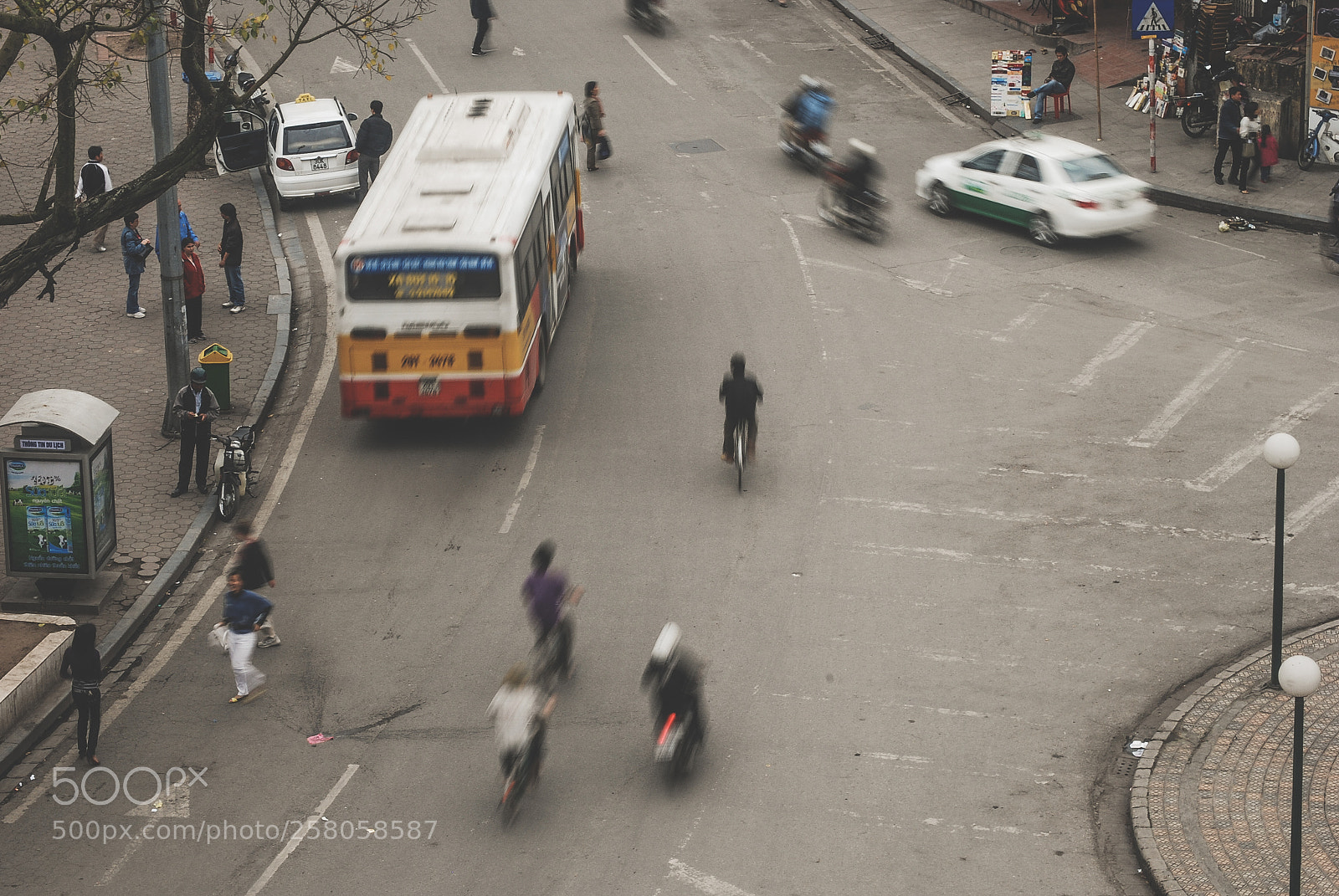 Nikon D60 sample photo. Traffic photography