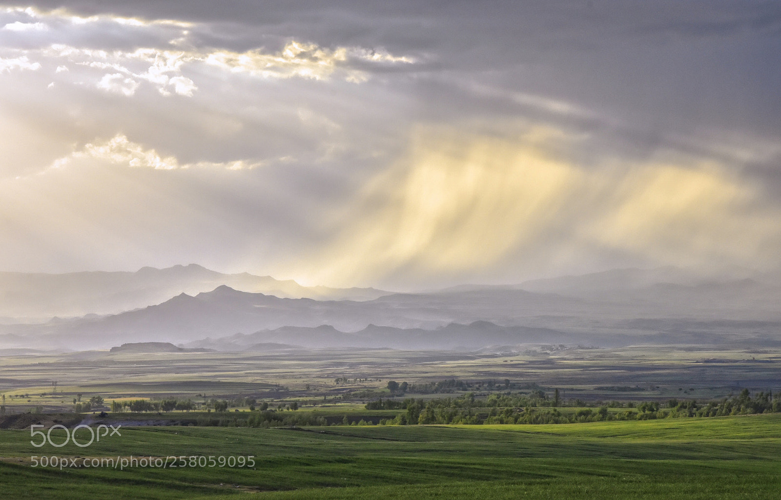 Nikon D7200 sample photo. Lahroud rainy sunset  photography