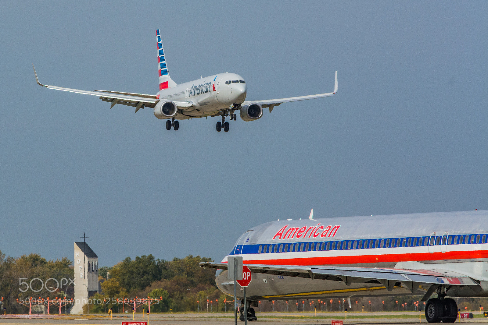 Nikon D7100 sample photo. American airlines boeing 737-823 photography