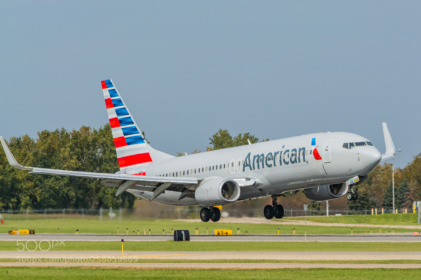 Nikon D7100 sample photo. American airlines boeing 737-823 photography