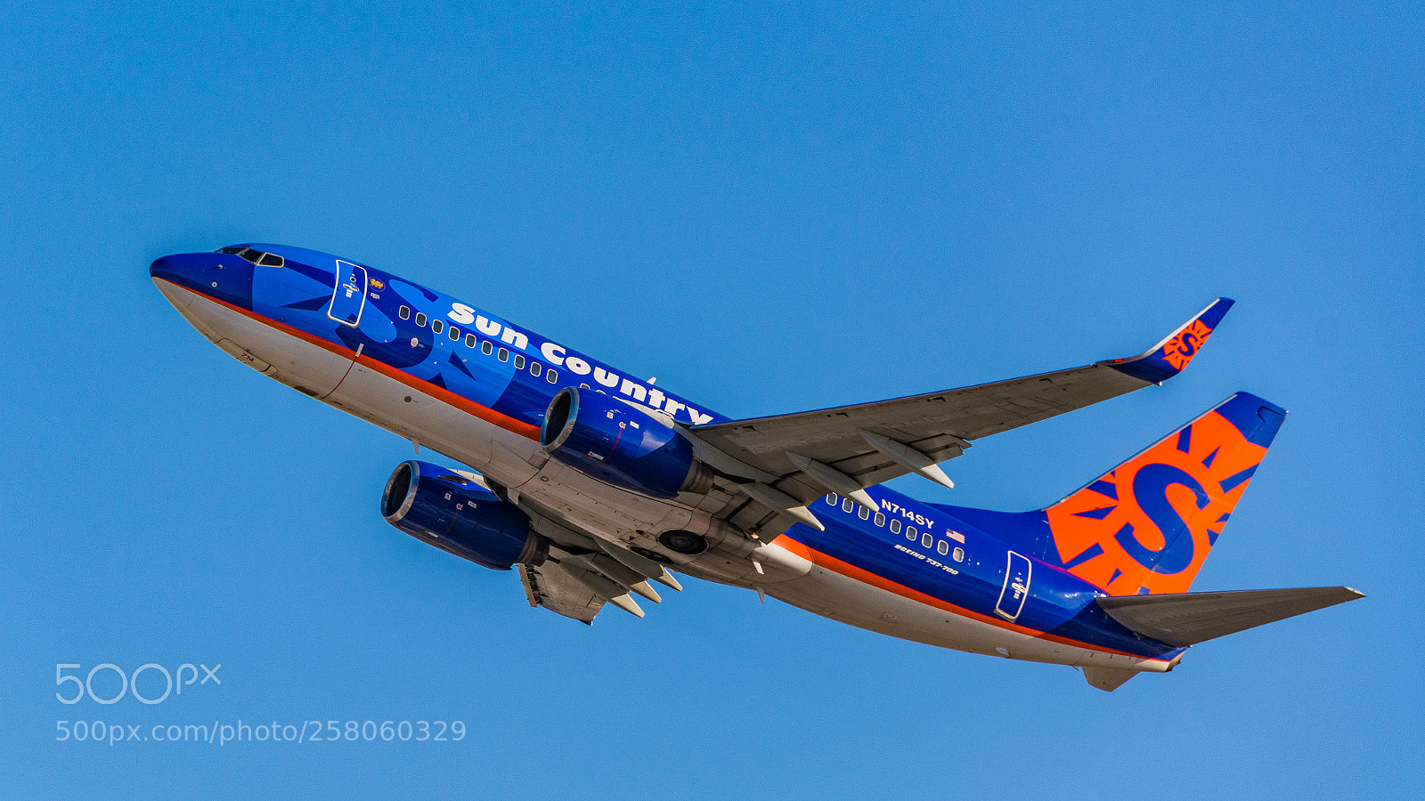 Nikon D7100 sample photo. Sun country airlines boeing photography