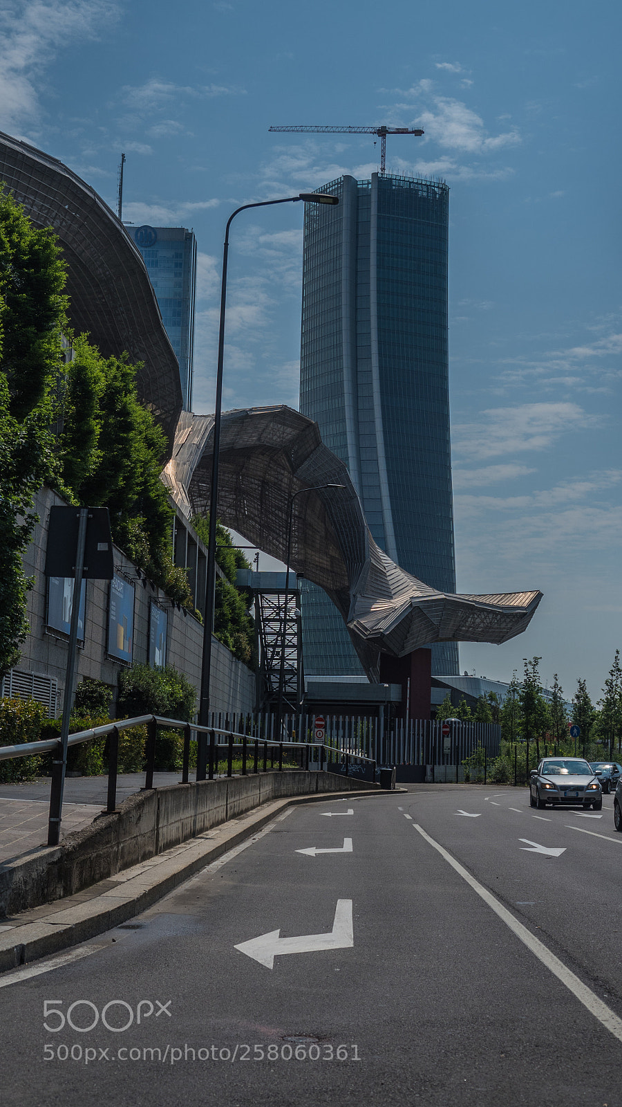 Olympus OM-D E-M5 II sample photo. Prospettive metropolitane photography