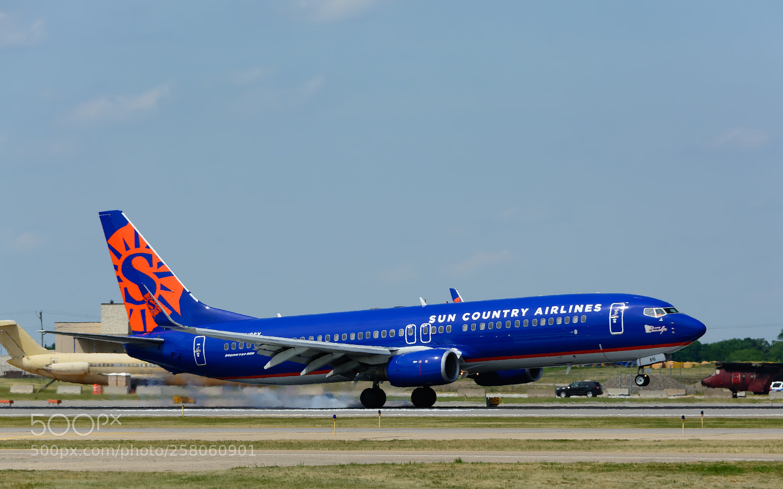 Nikon D7100 sample photo. Sun country airlines boeing photography