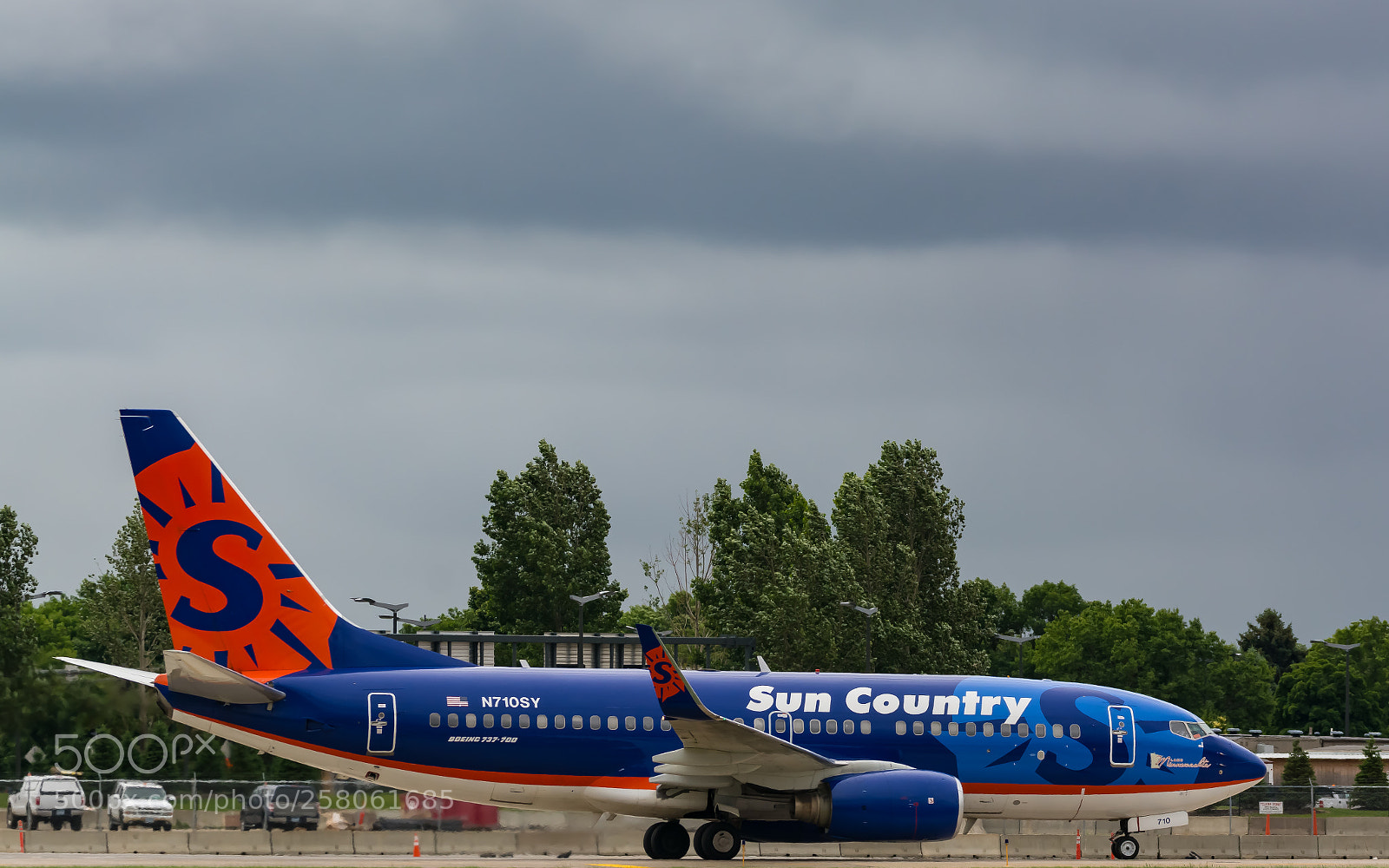 Nikon D7100 sample photo. Sun country airlines boeing photography
