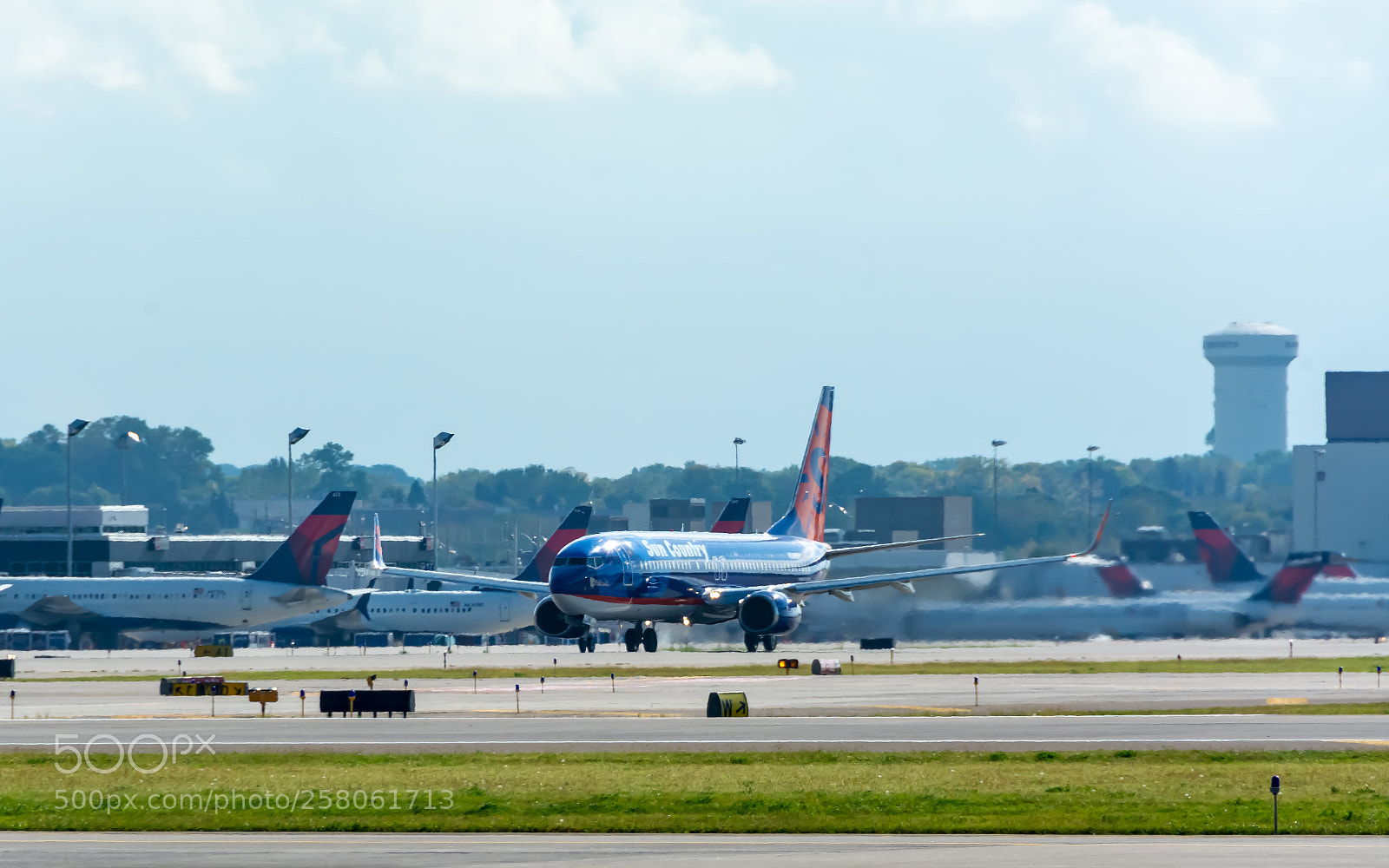 Nikon D7100 sample photo. Sun country airlines boeing photography