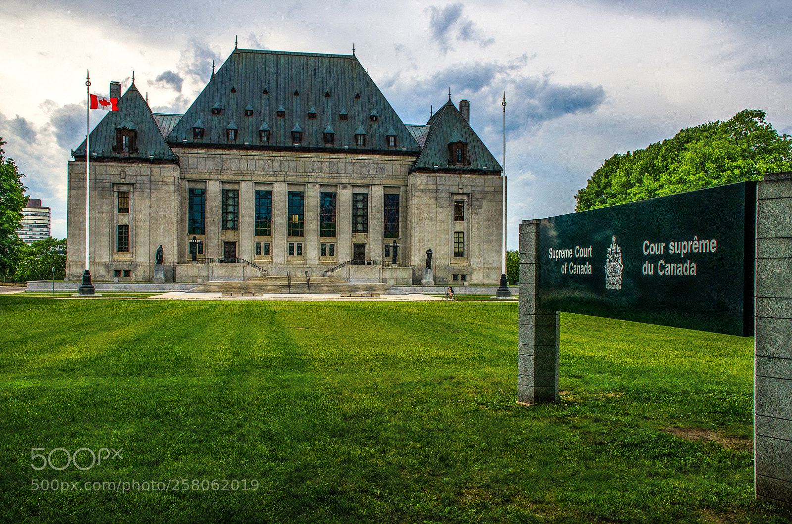 Nikon D7000 sample photo. Supreme court of canada photography