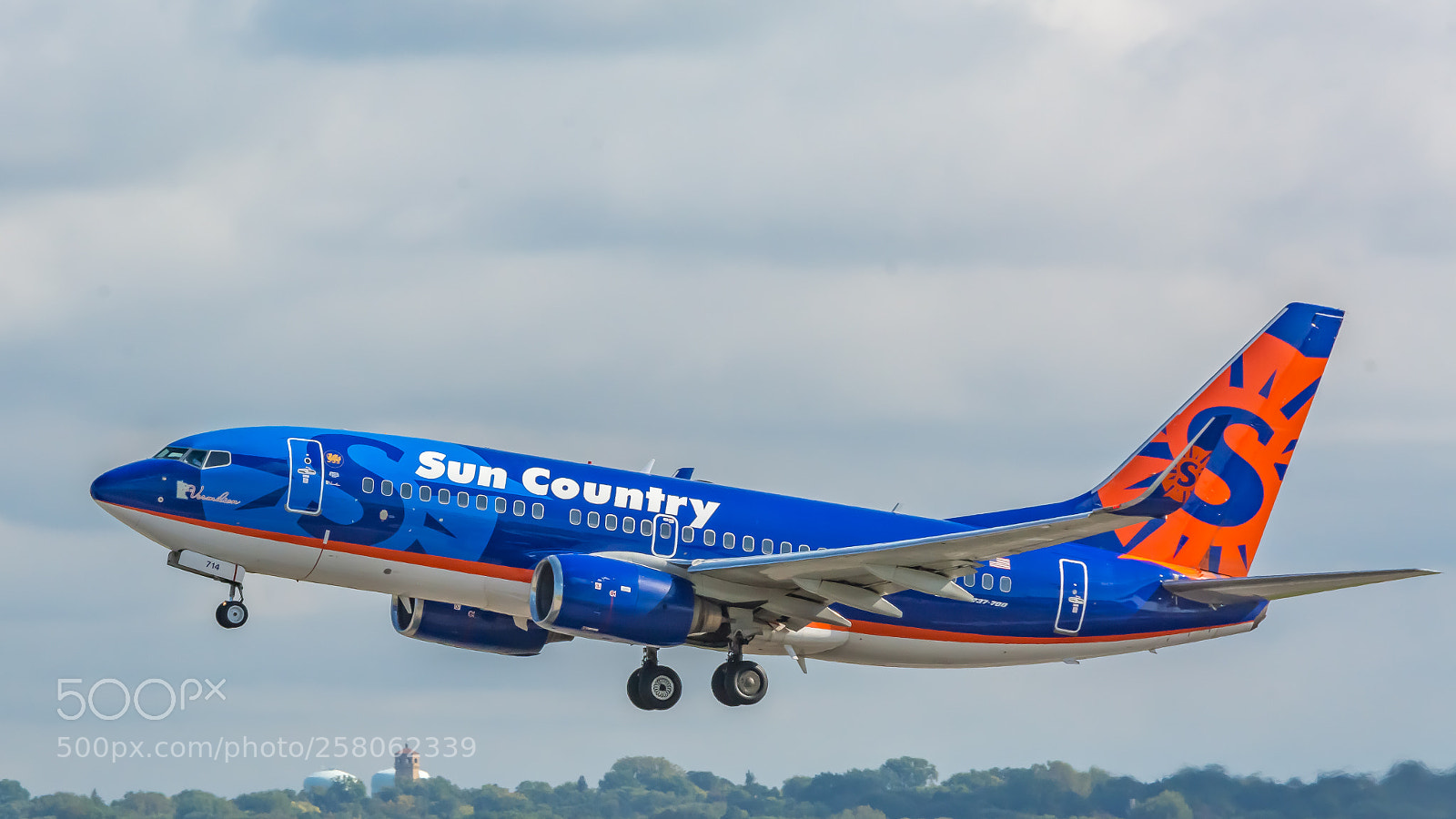 Nikon D7100 sample photo. Sun country airlines boeing photography