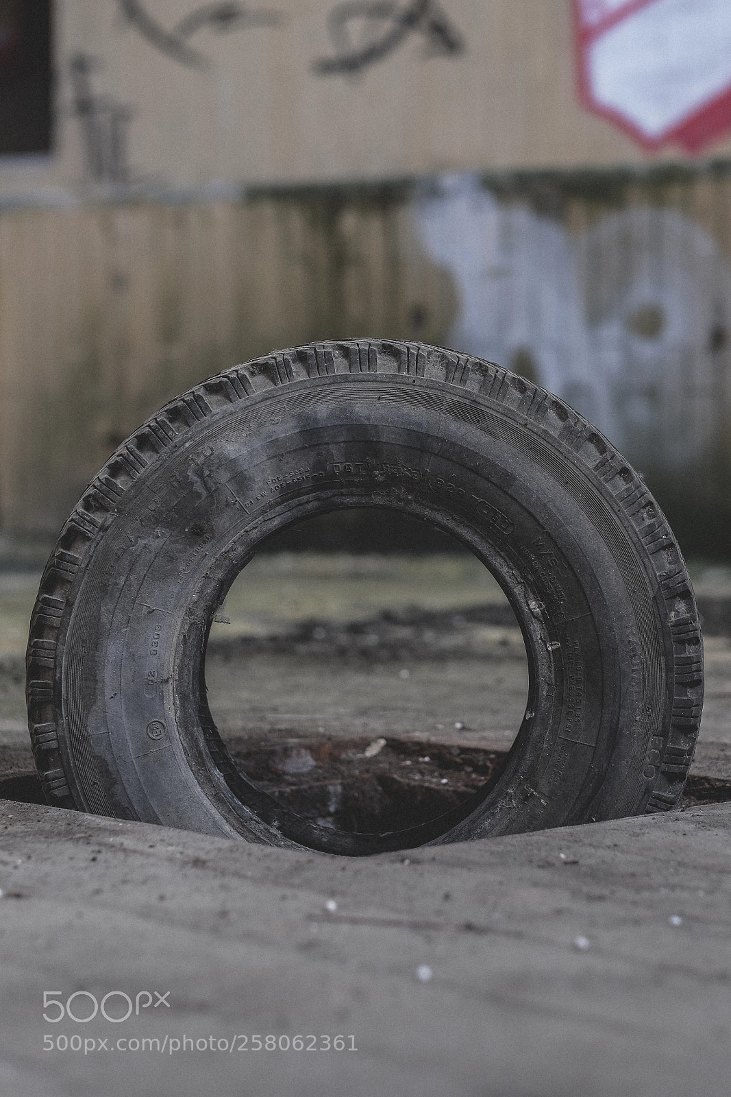 Fujifilm X-T10 sample photo. Abandoned place photography