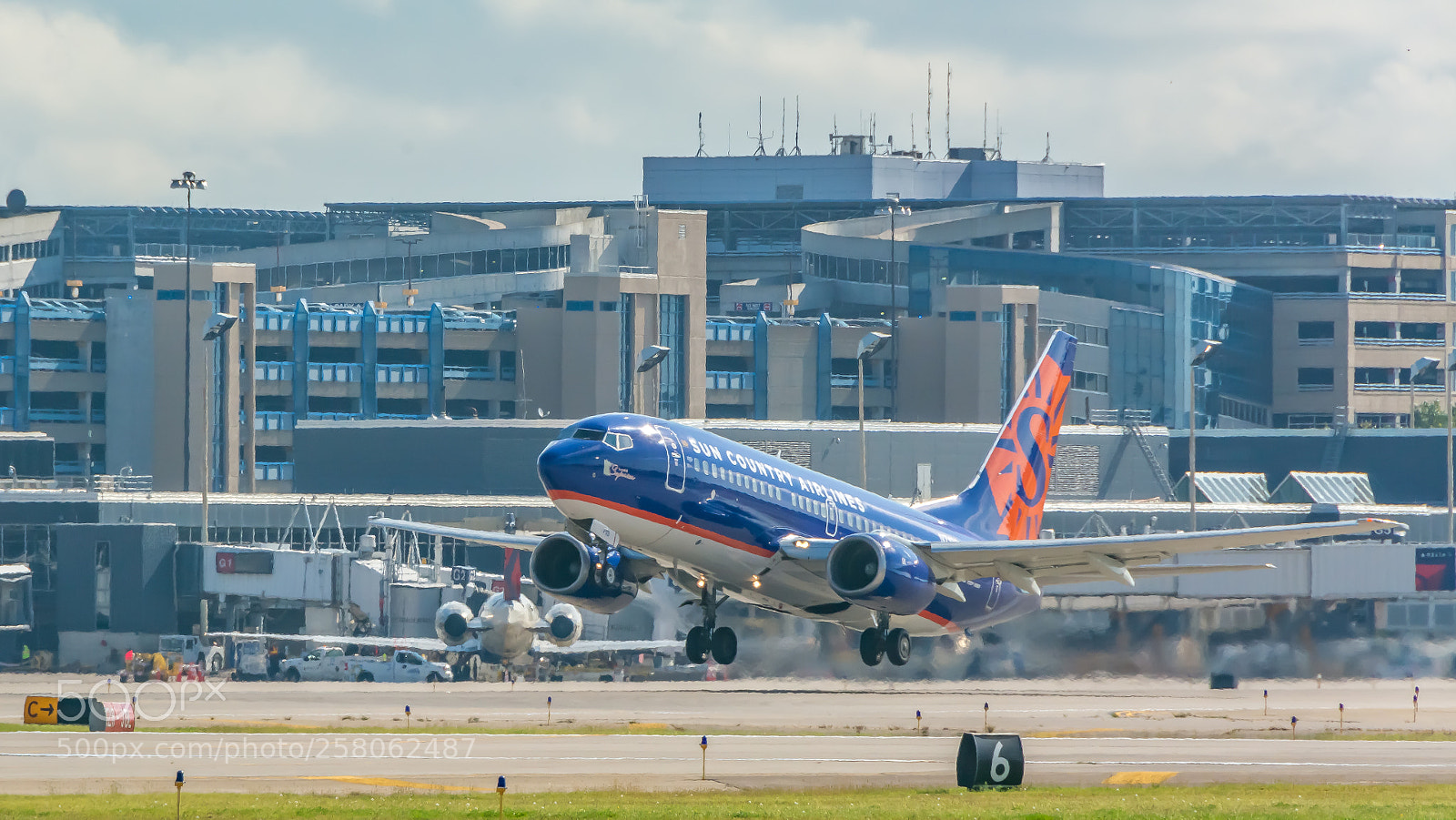 Nikon D7100 sample photo. Sun country airlines boeing photography