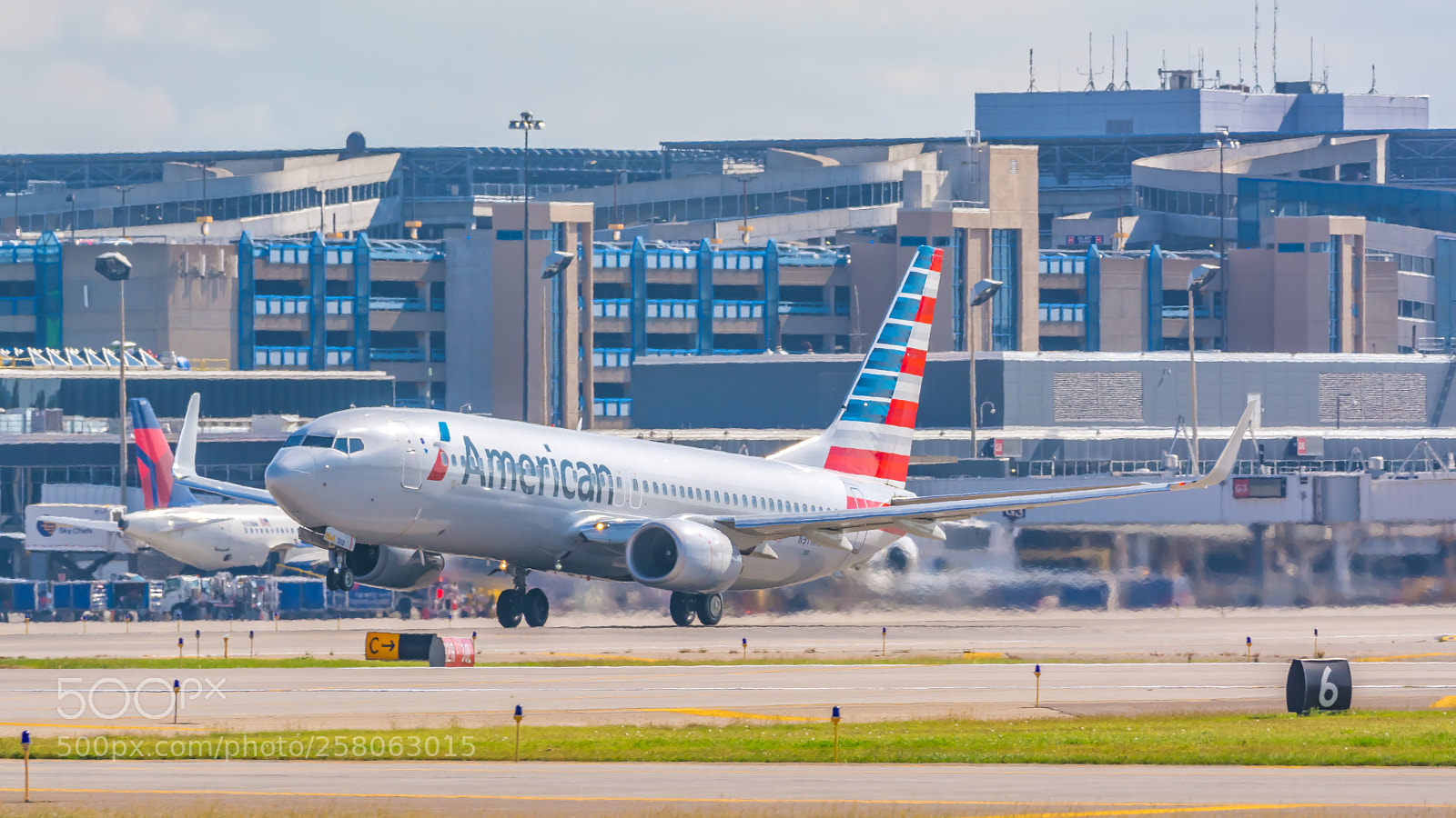 Nikon D7100 sample photo. American airlines boeing 737-823 photography
