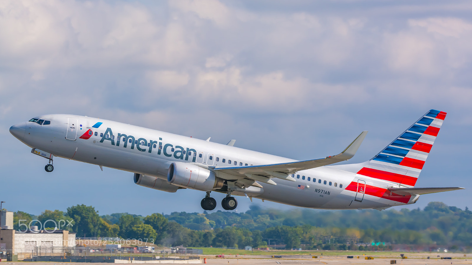 Nikon D7100 sample photo. American airlines boeing 737-823 photography