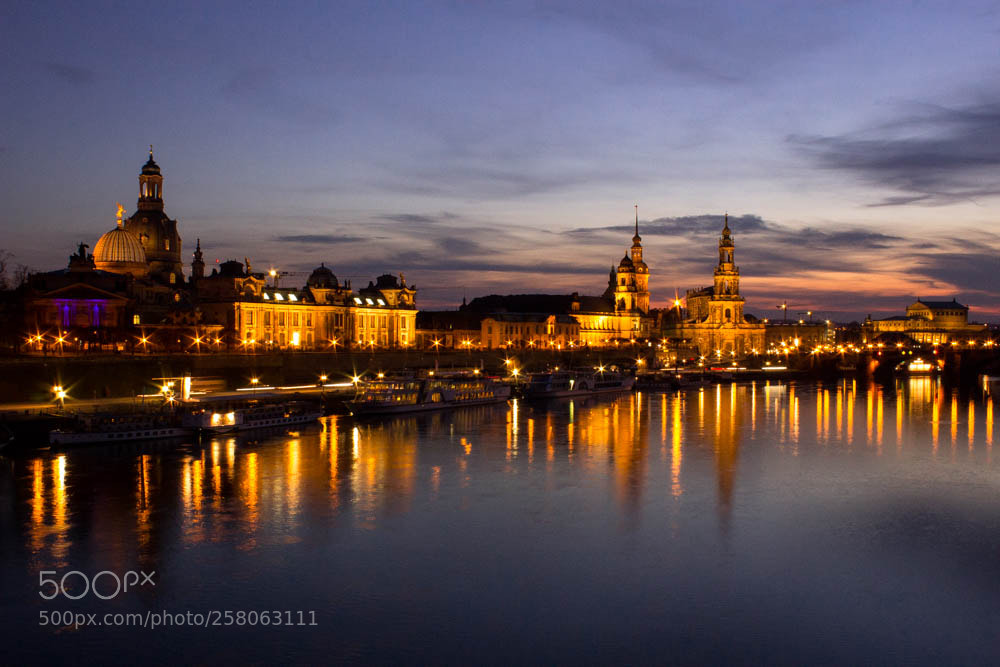 Canon EOS 1200D (EOS Rebel T5 / EOS Kiss X70 / EOS Hi) sample photo. Skyline dresden photography