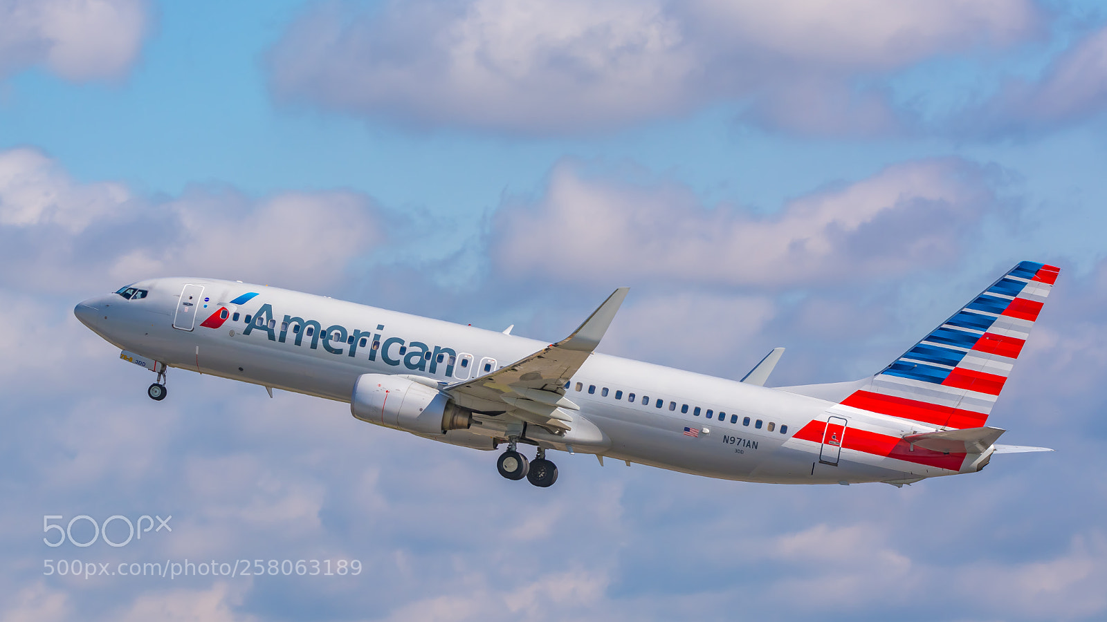 Nikon D7100 sample photo. American airlines boeing 737-823 photography