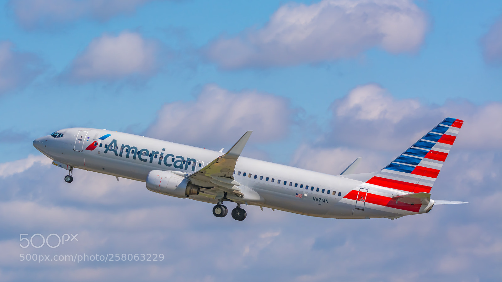 Nikon D7100 sample photo. American airlines boeing 737-823 photography