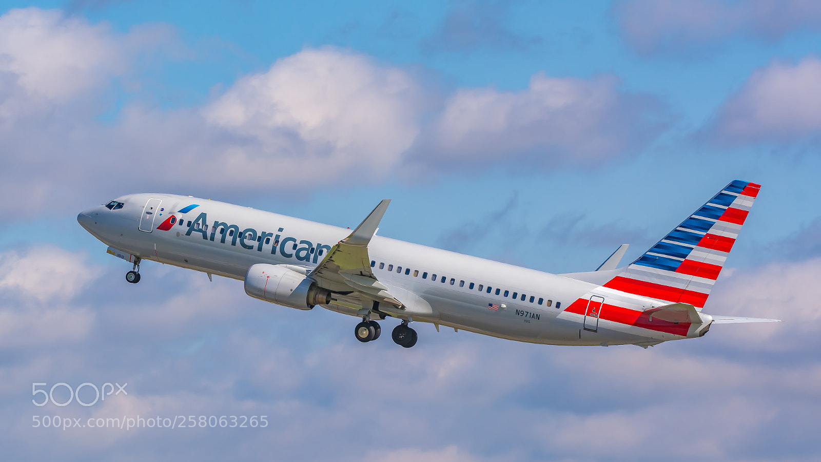 Nikon D7100 sample photo. American airlines boeing 737-823 photography