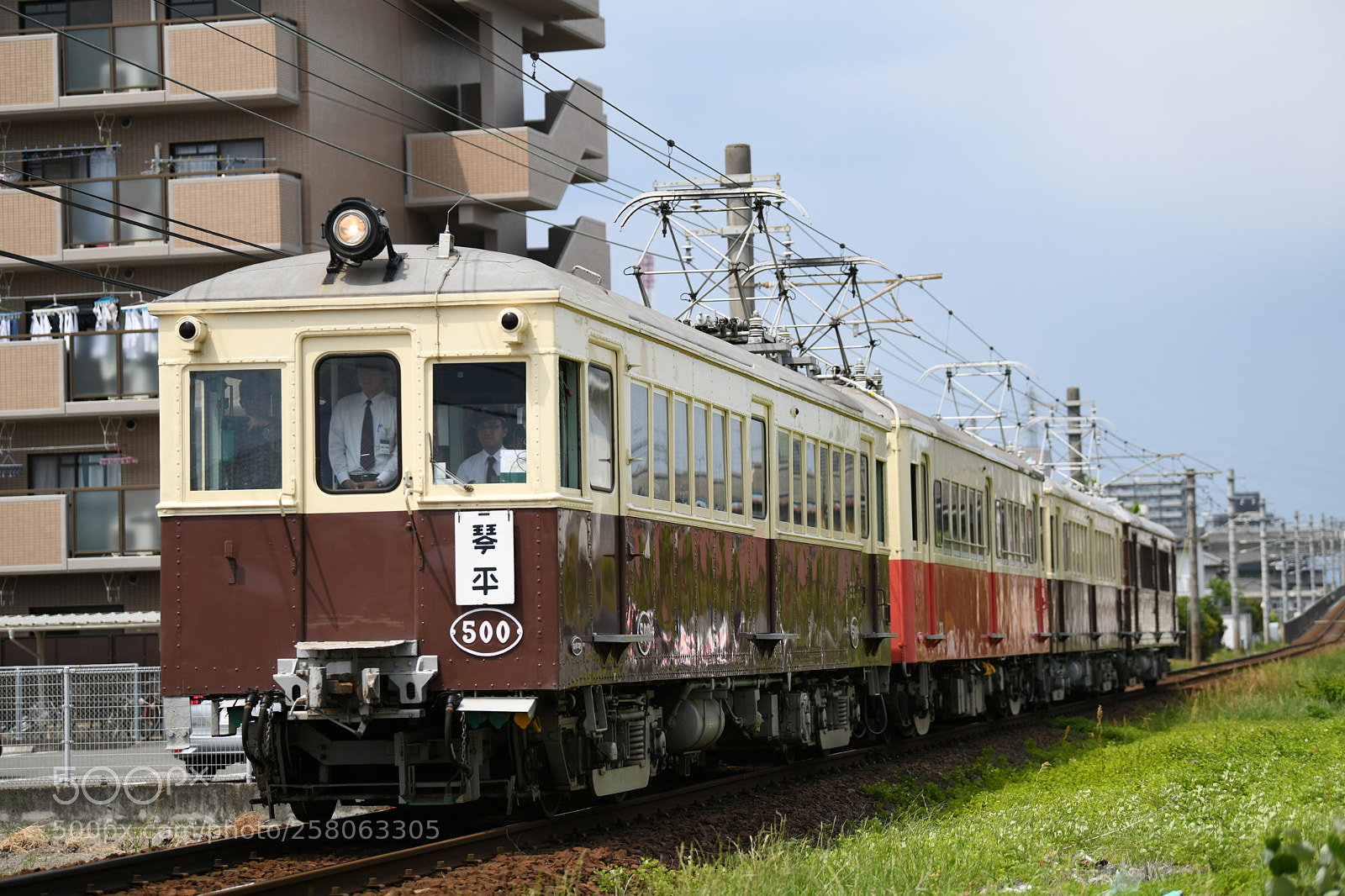 Nikon D850 sample photo. Running 90 years photography
