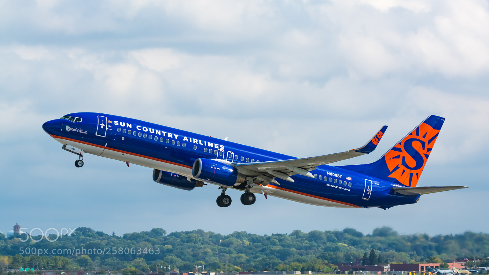 Nikon D7100 sample photo. Sun country airlines boeing photography