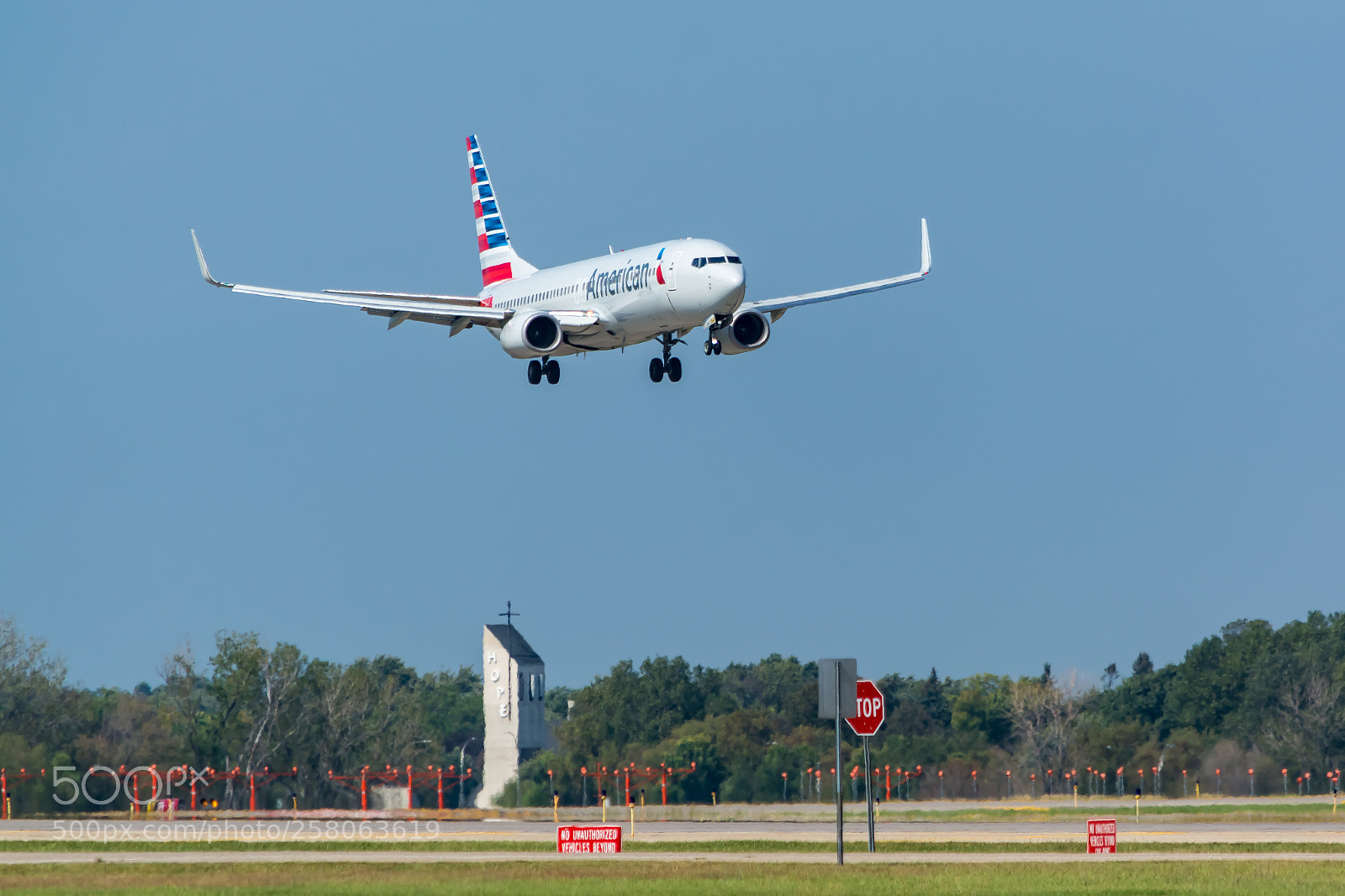 Nikon D7100 sample photo. American airlines boeing 737-823 photography